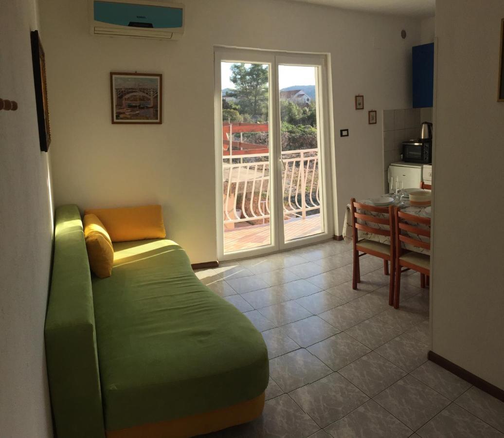 Lipovac Resort Ficus بيليس المظهر الخارجي الصورة