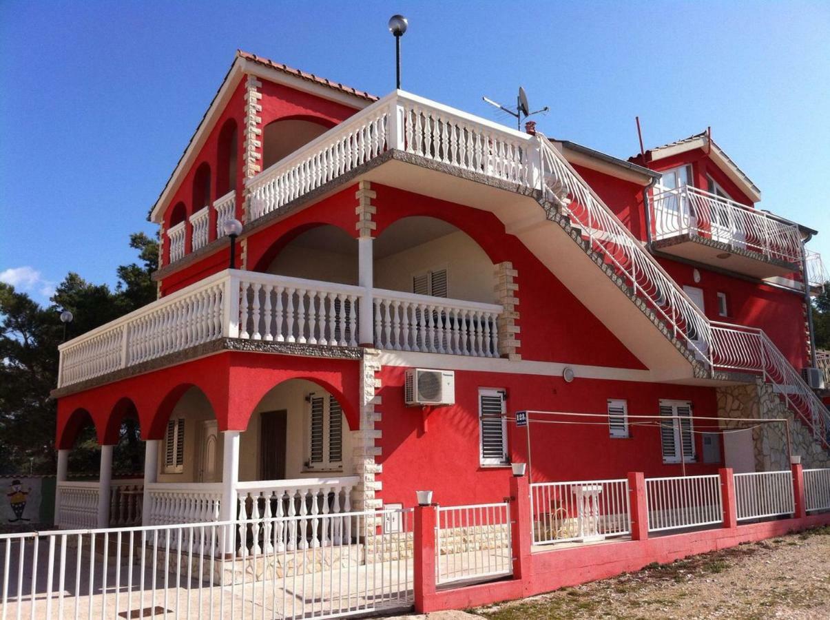 Lipovac Resort Ficus بيليس المظهر الخارجي الصورة
